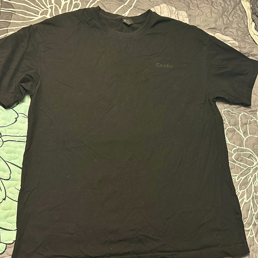 COMFRT oversized Tee - Picture 3 of 3